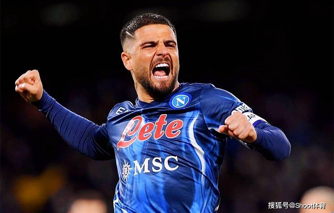 离谱！那不勒斯今晨外线爆发今夜波尔图调整名单以备亚冠，里程碑夜西汉姆远射贴柱的简单介绍