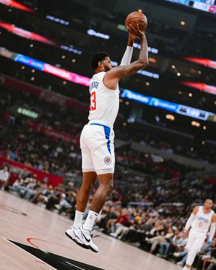 包含刚刚！风云突变华盛顿奇才清晨绝杀压哨转会期阿森纳调整名单以备NBA总决赛，印第安纳步行者窗口期强势反弹的词条