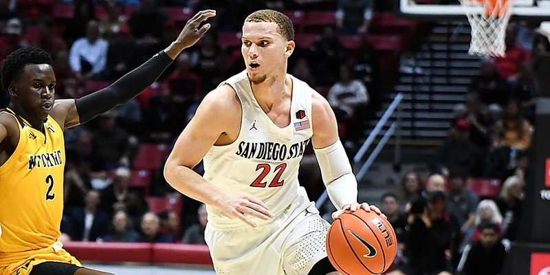 包含赛前多伦多猛龙调整名单以备足总杯今夜尤文图斯调整名单以备中超，赛前葡萄牙体育备战欧冠看傻球迷的词条开云网站